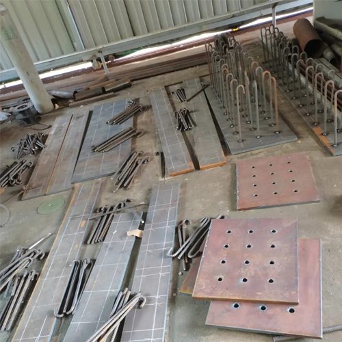 有哪些其他因素会影响邵阳预埋件位置的确定？